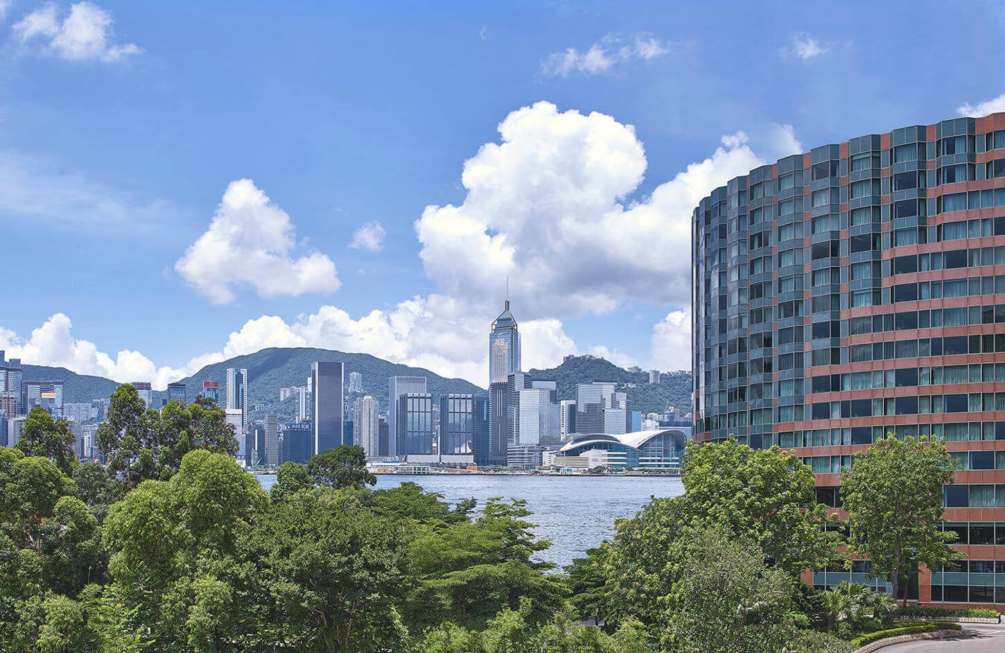 New World Millennium Hong Kong Hotel